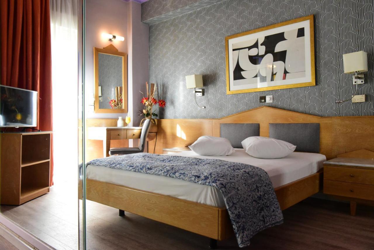 Eva Hotel Pireo Esterno foto