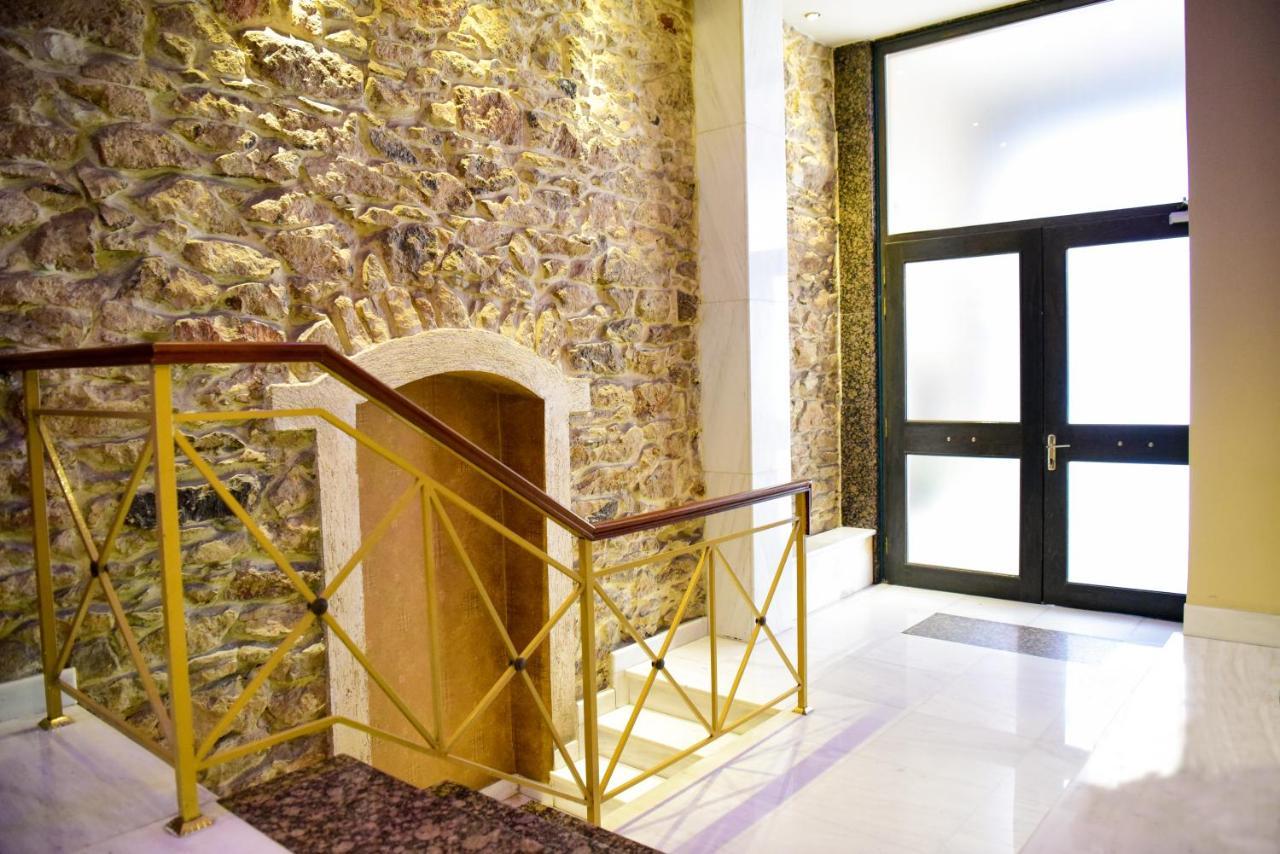 Eva Hotel Pireo Esterno foto